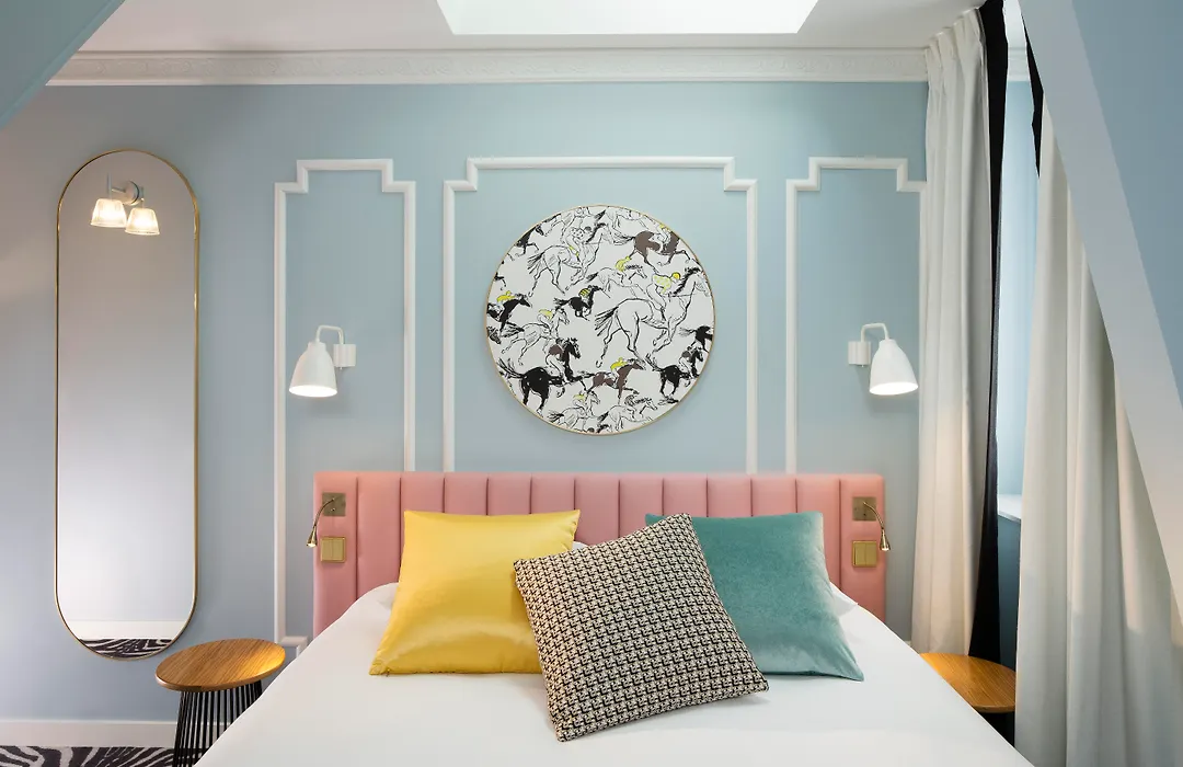 Hotel Pastel Paris-1